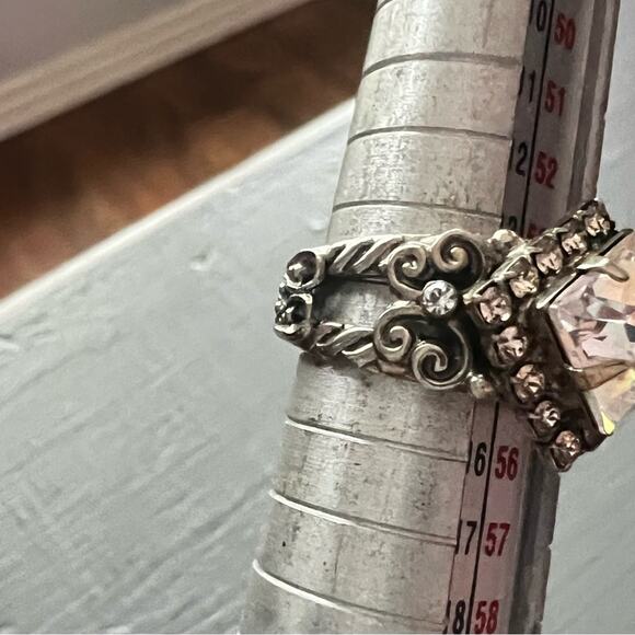 Sorrelli Crystal Silver Tone Ring Size 7 - Picture 5 of 10